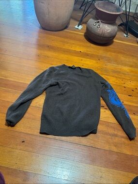 Women’s Charcoal Crewneck Sweater with Blue Sleeve Detail